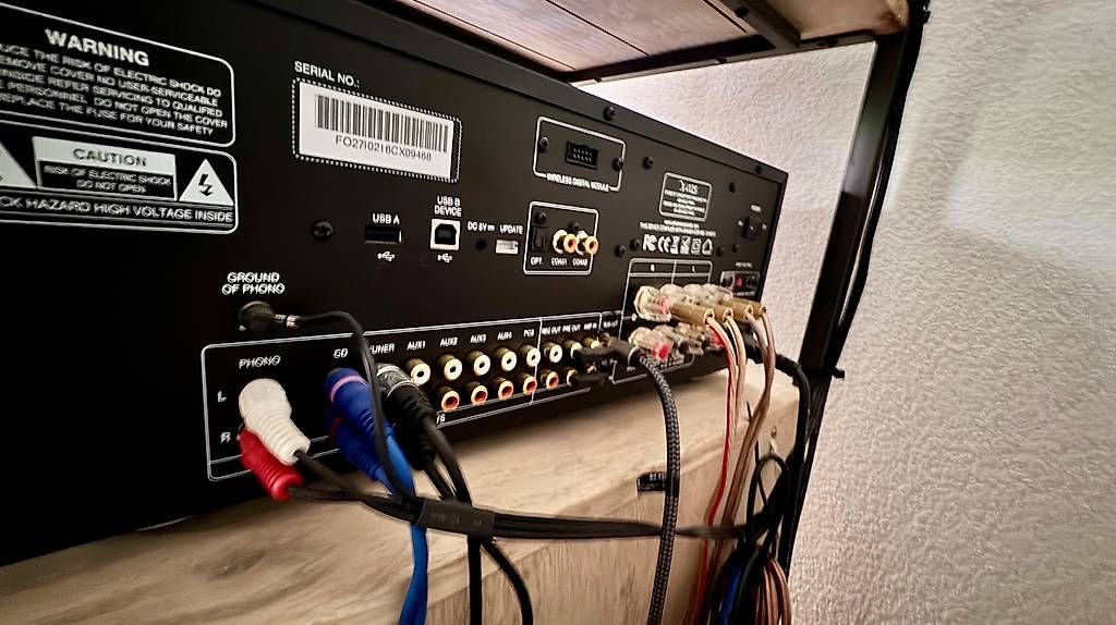 Amplificatori: Advance Paris Vollverstärker  – Usato da Wallenwil venduto da sunsety 3
