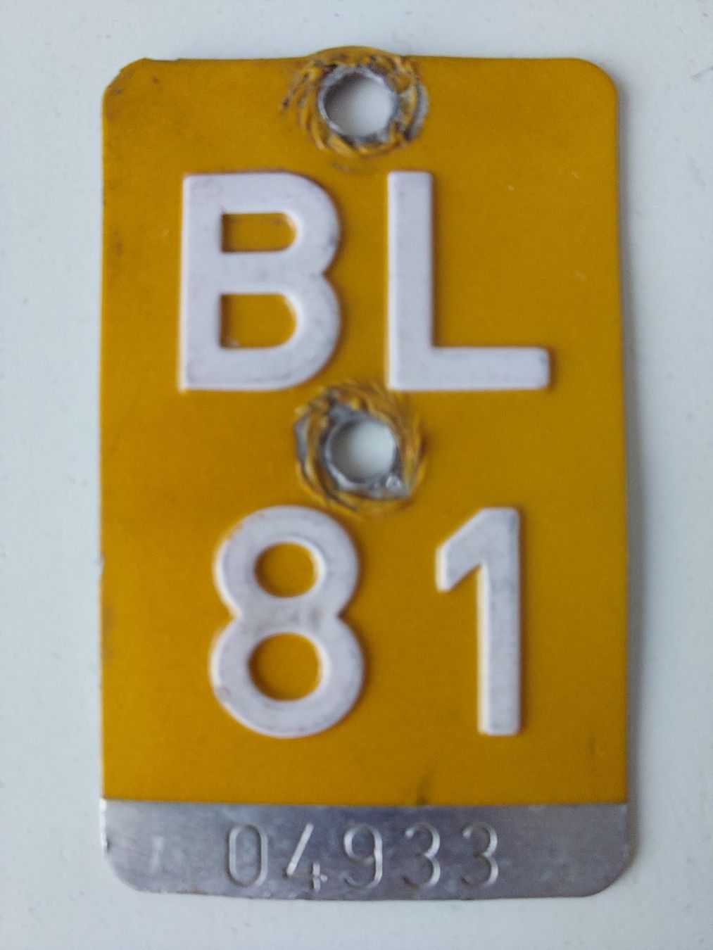 Sachs Insegne: Velonummer BL 81 Mofanummer  gelb plaque Mofa – Usato da Schenkon venduto da Uhu007