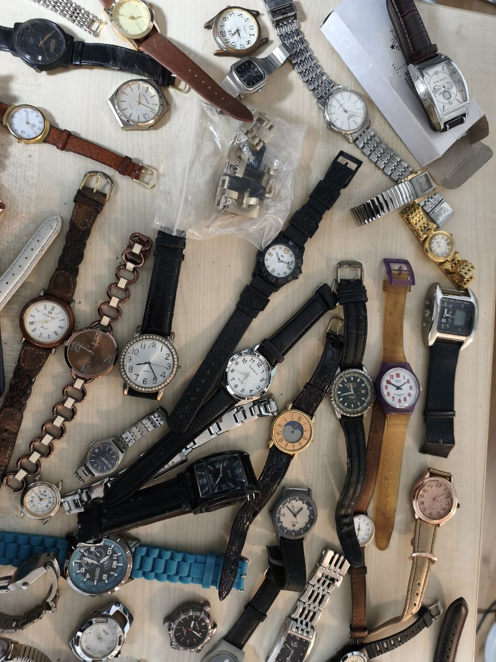 Orologi: Armbanduhr lot – Usato da Kreuzlingen venduto da dad_9x7b