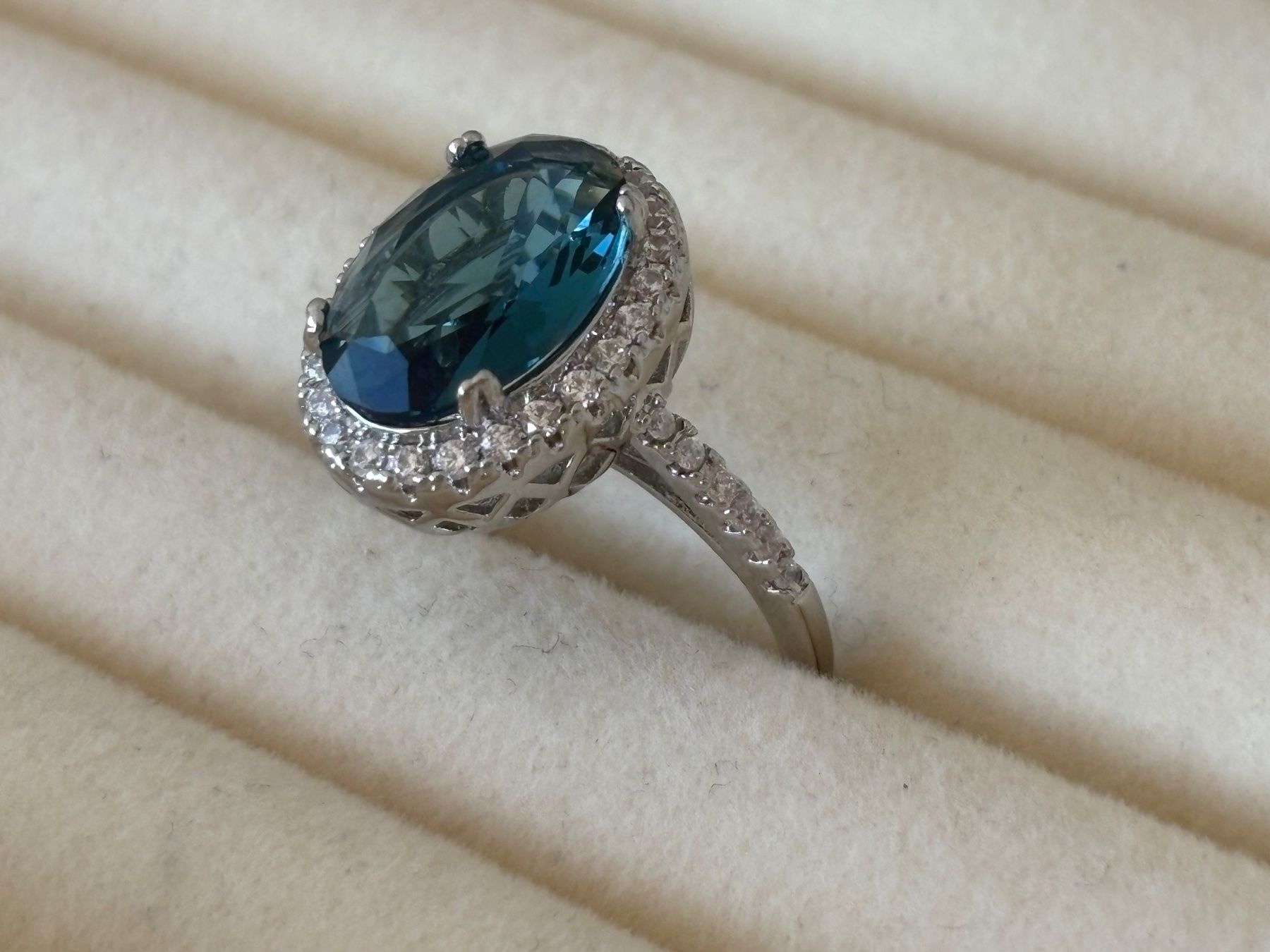 Anelli: Luxus Elegante Gr.19/9 Ring Farbe: Silber /blau – Nuovo (secondo la descrizione) da Biel-Bienne venduto da Roserosse13 7