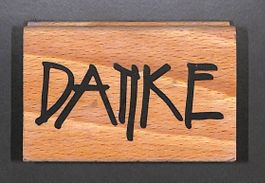 "DANKE" (Holzsockel mit Gummistempel) 7 x 4.5 cm