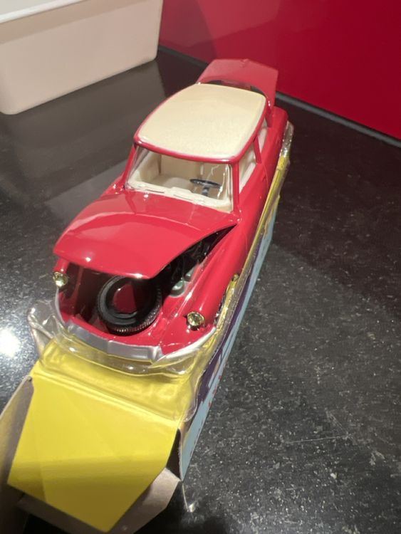 Boîte Vide Solido 1/43 – Citroën DS 19 – Modèle Vintage Années 70 – Noir – France