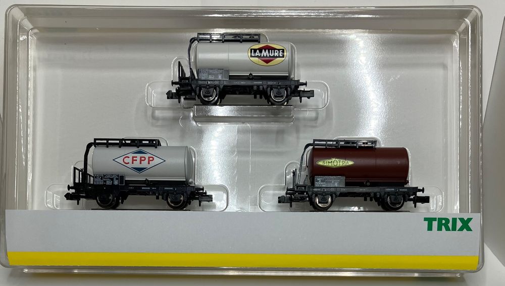 JM818 - ROCO H0 47382/46984/46987 - LOT 3 WAGONS-CITERNES CFF