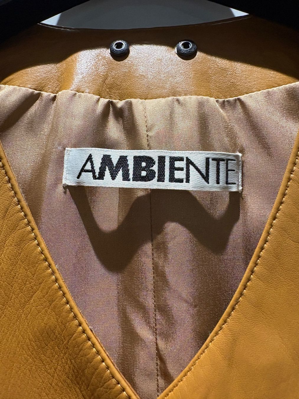 Giacche: Lederjacke Damen AMBIENTE braun Kragenruffel . – Usato da Oberwil-Lieli venduto da linoman 1