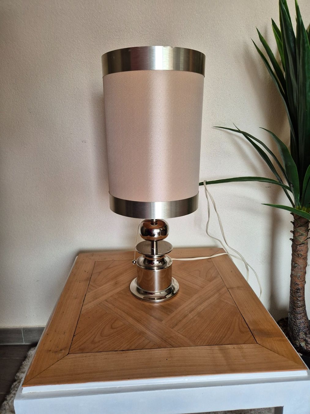 Lampade: Lampe de table italienne des années 1970f – Usato da Fully venduto da tameab