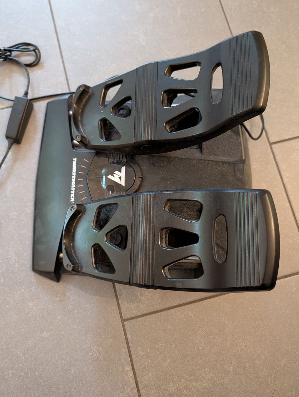 Thrustmaster Controller: #Thrustmaster Rudderpedale – Usato da Illnau venduto da Alpina002 1