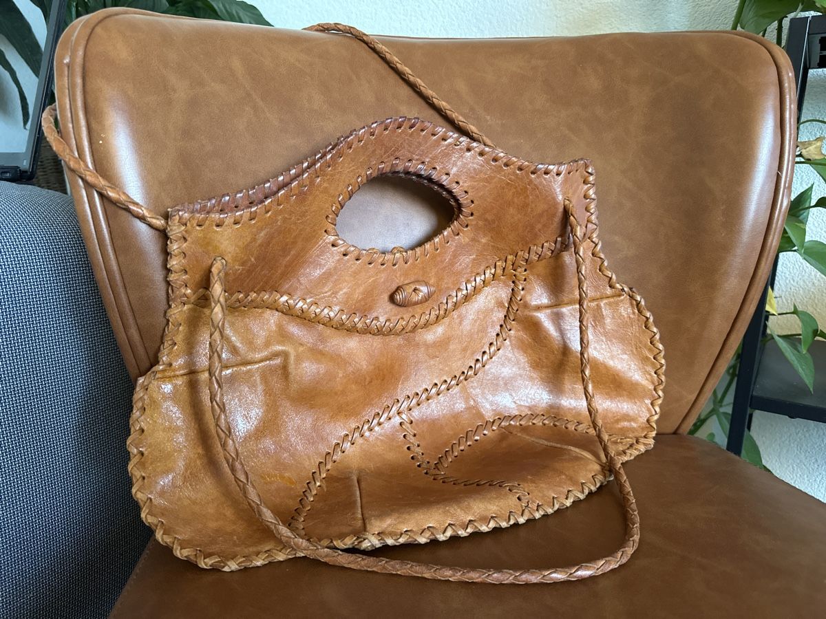 Borse da donna: Sac à main en cuir marron – Usato da Bulle venduto da LeMoleson 8