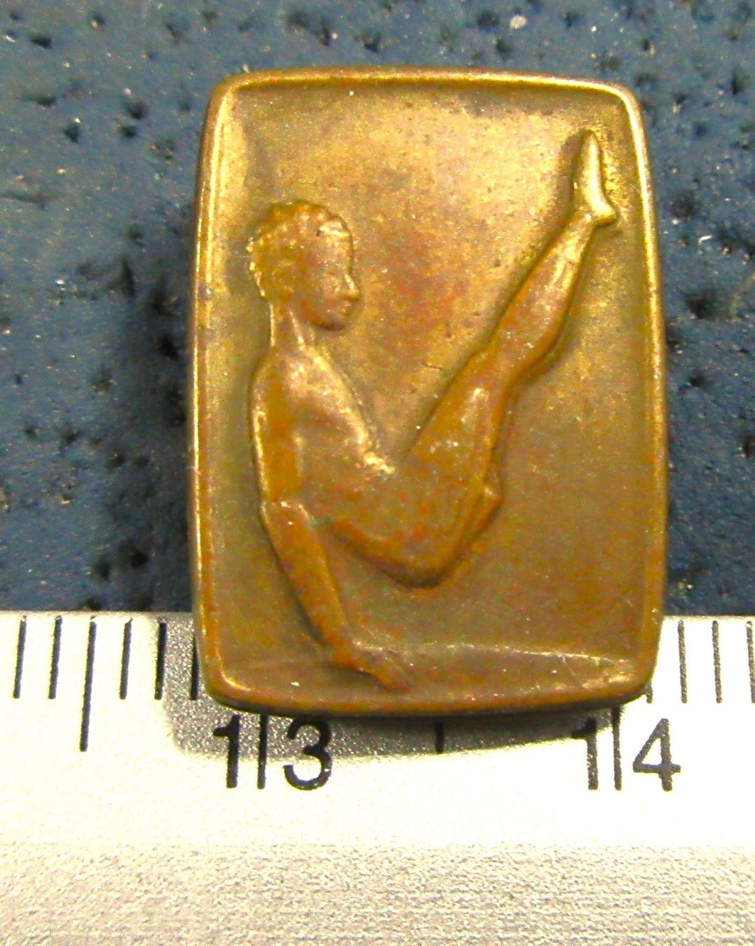 Swiss Placchette & Badge: TURNEN BODEN ODER RECK ANSTECKNADEL ALT VINTAGE – Usato da Ettingen venduto da Hausi4711