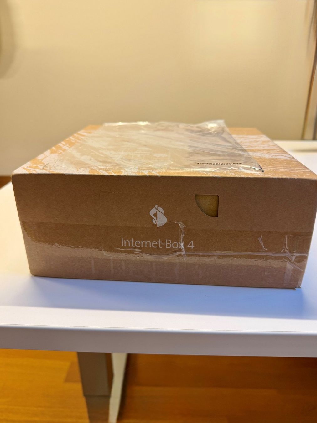 Swisscom Modem & Router: Swisscom Internet Box 4 + TV Box 21 Bundle – Usato da Oberentfelden venduto da KAL_EL 2