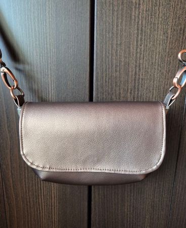 Kleine Handtasche Handmade - neuwertig