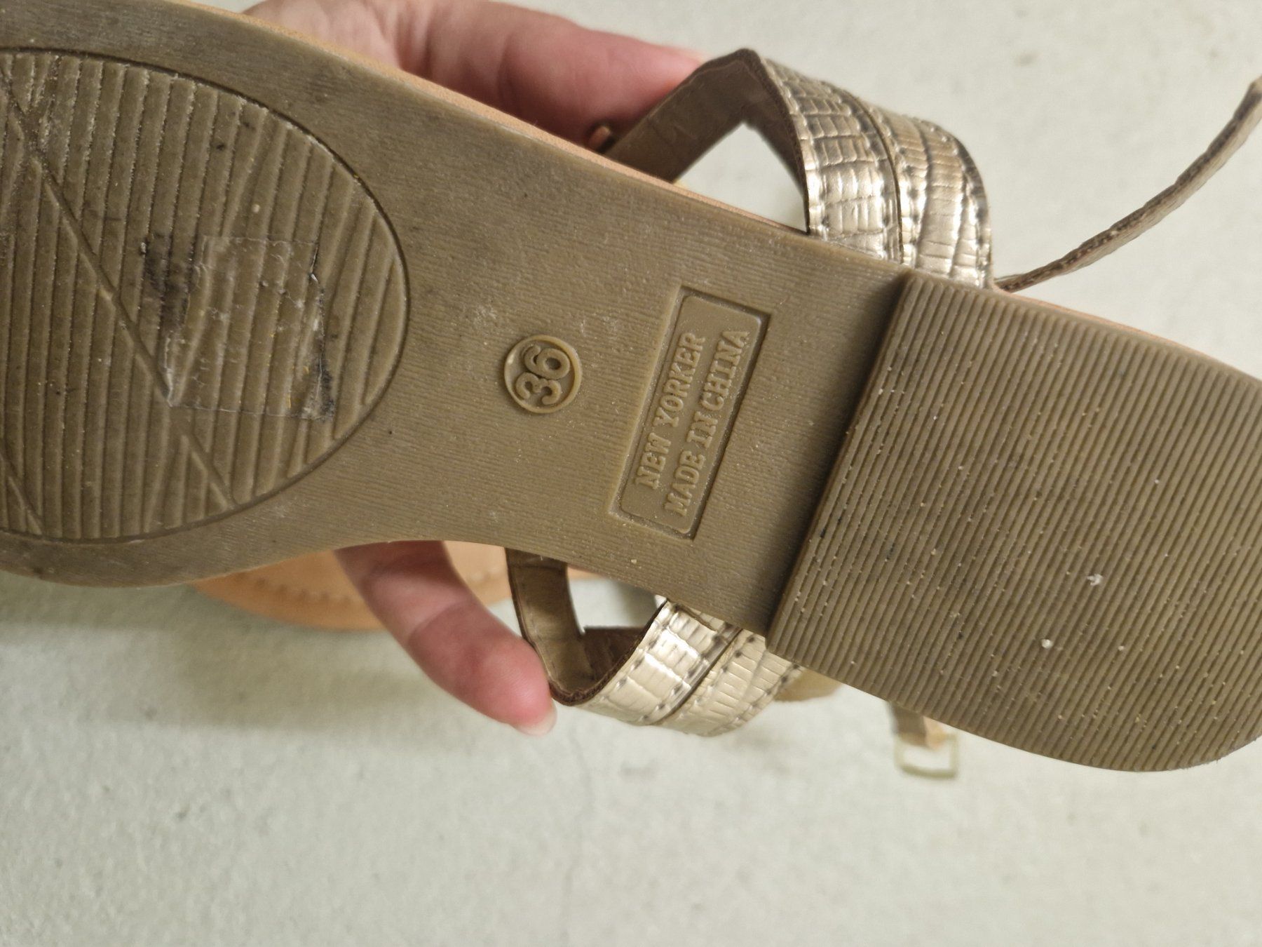 Scarpe da donna: Sandalen – Usato da Watt venduto da Rex87 2