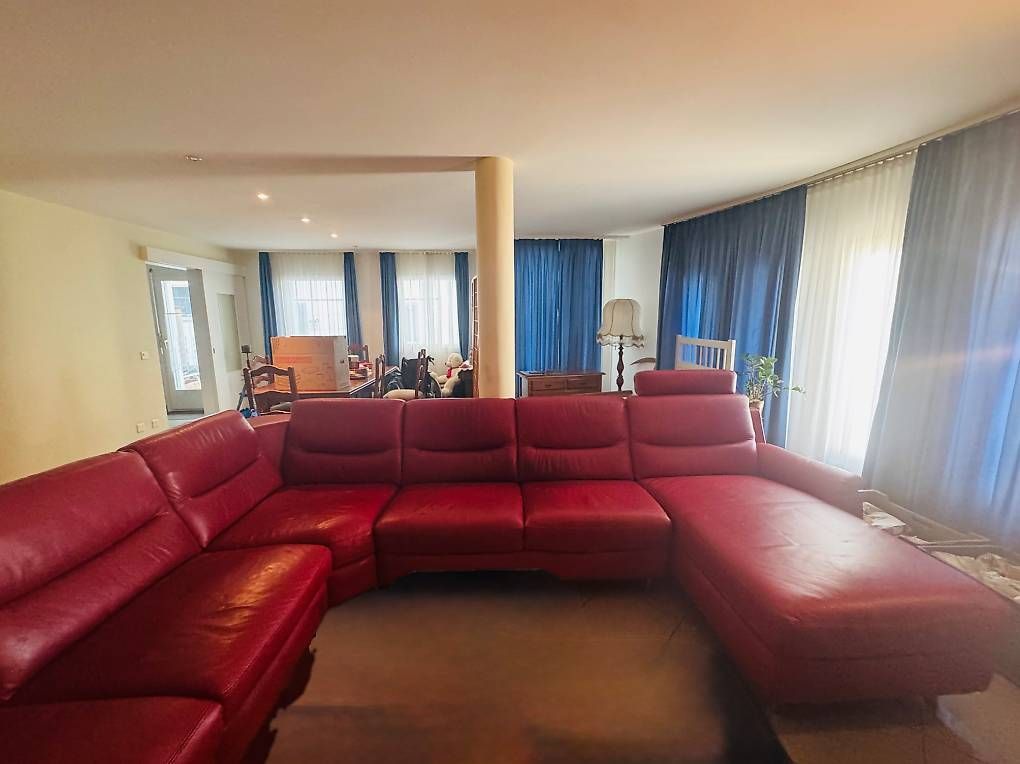 Divani: Très grand canapé dangle en cuir véritable – Usato da Belfaux venduto da mon_m2yc 1