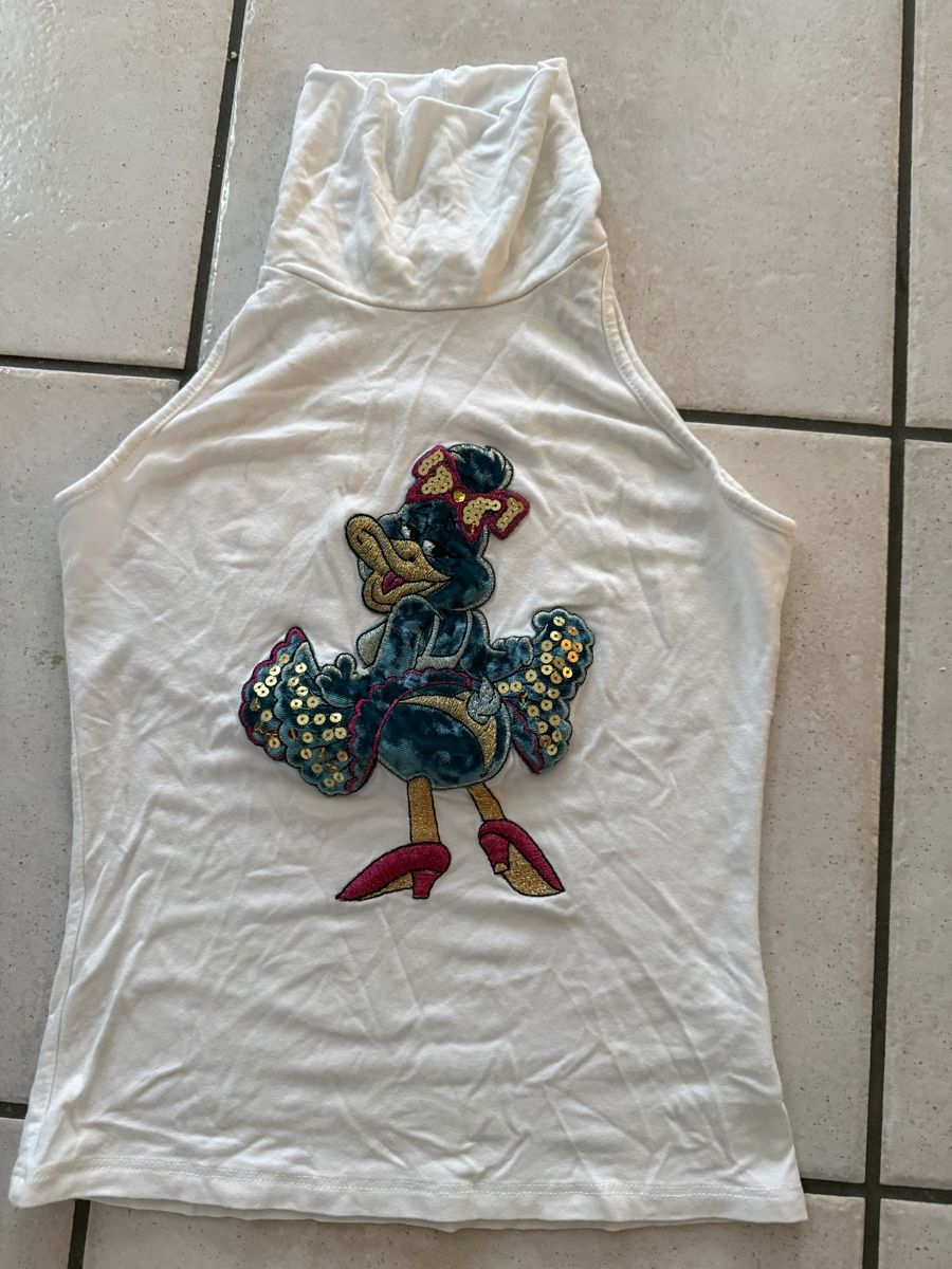 Blusen, T-Shirts & Tops: T Shirt 134 made in Italy – Gebraucht aus Arlesheim von 12sxlssdf
