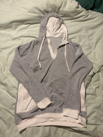Grauer Hoodie, Grösse S, ideal für den Herbst! Top!