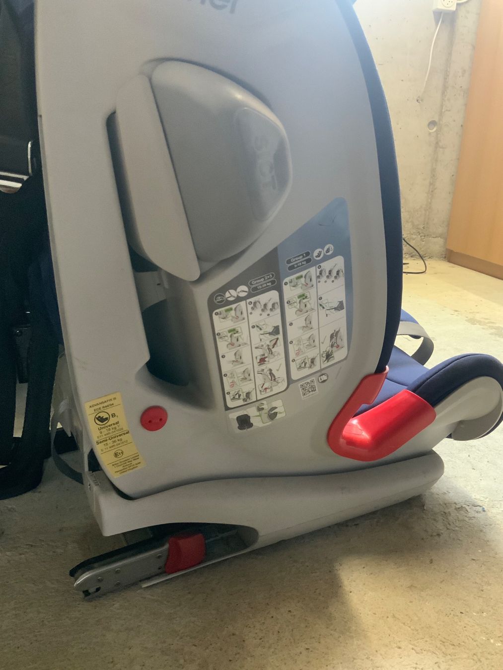 Sièges auto: Kindersitz – D'occasion à Utzigen par JasTom 1