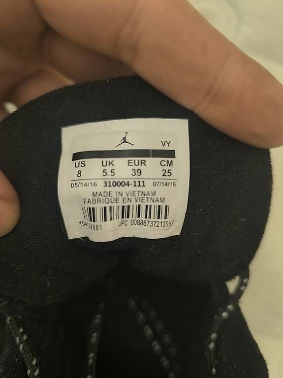Jordan Scarpe da uomo: Nike air Jordan Black Kat 2016, 39 8US – Usato da Ecublens VD venduto da mor_lqc5 1