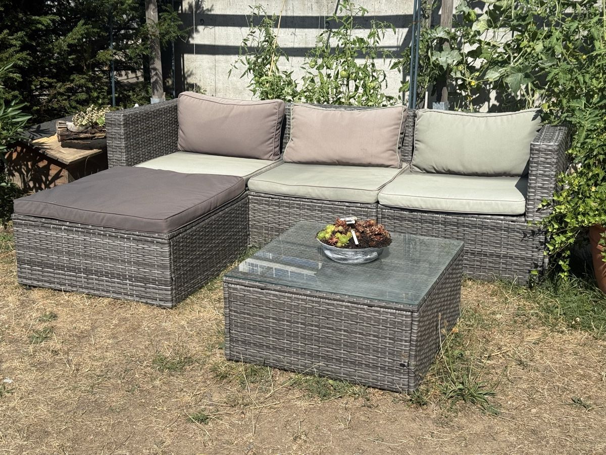 Sofas: Gartenlounge aus Rattan – Gebraucht aus Klingnau von APet2205