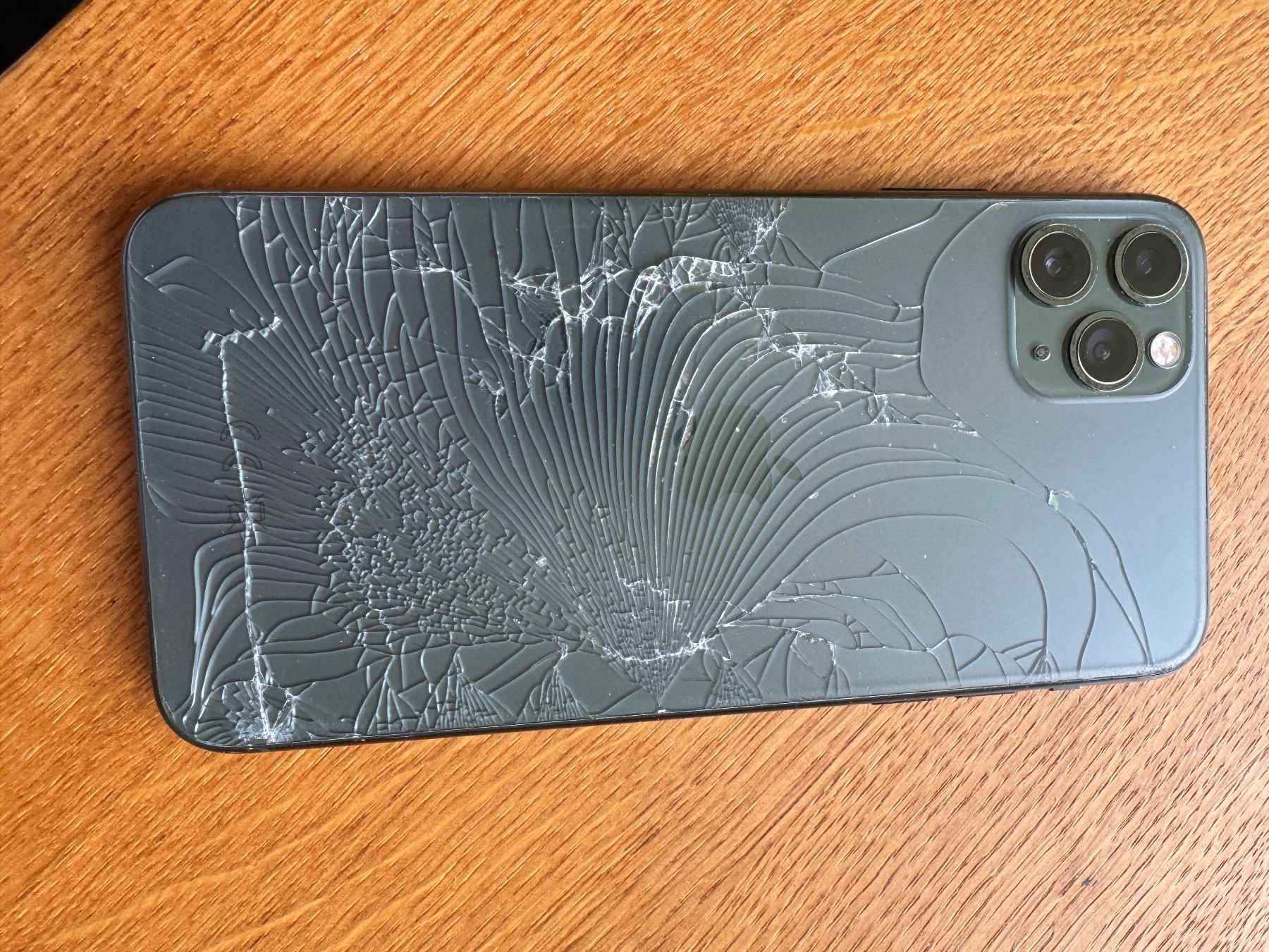 Apple Handys / Smartphones: iPhone 11 Pro Max – Gebraucht aus Gais von oliverz 1