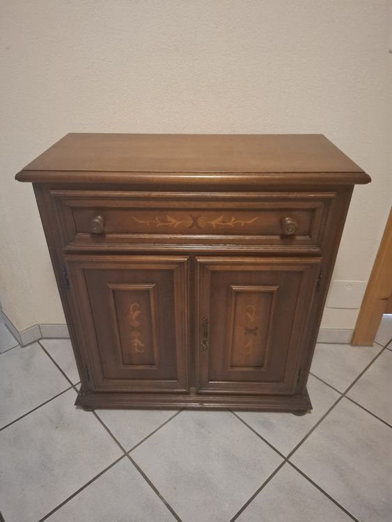 Commodes: alte Kommode, Massivholz – D'occasion à Malans GR par Ron8