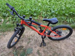 ROCKRIDER Explore 500 - Kinderfahrrad MTB 20 Zoll (259 CHF)