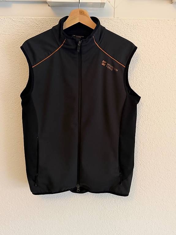 Mountain Force Gilet & Giacche: Mountain Force Herren Softshell-Weste - Grösse 50 – Usato da Winkel venduto da Sergiom