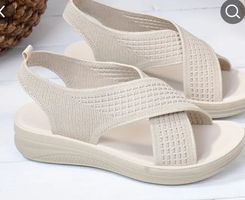 Sandalen Gr. 40 Beige