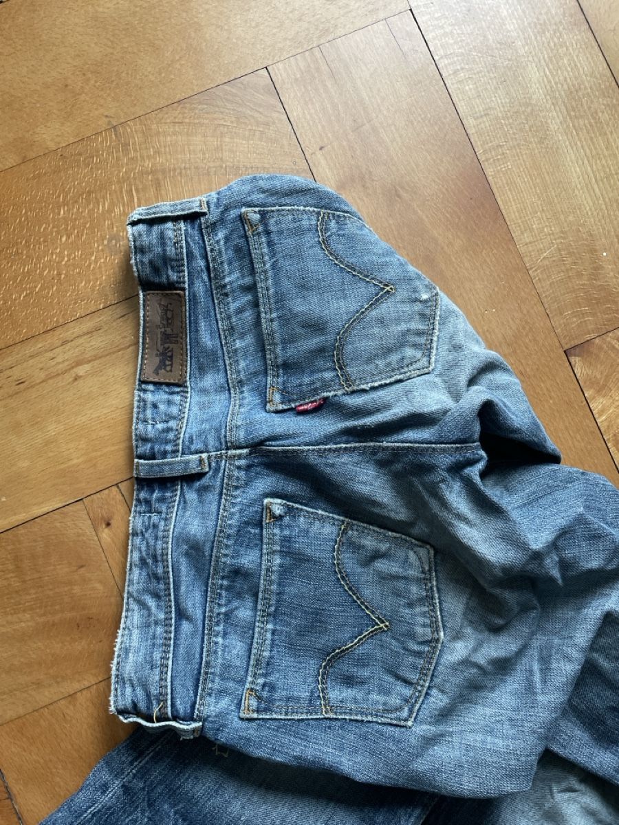 Levi's Jeans: Levis bootcut 572 bootcut jeans 26/32 – Usato da Zürich venduto da sul_7y7y 2