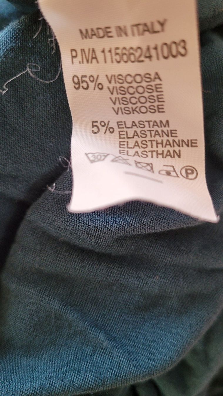 T-shirt: T-Shirt  mit langen Ärmeln, Gr. S – Usato da Aeugst am Albis venduto da Slniecko 1