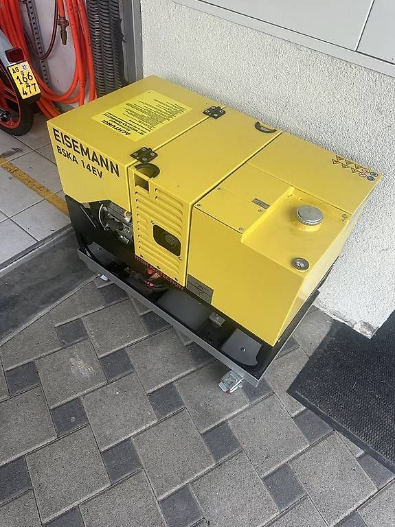 Stromgeneratoren: generator neuwertig, profigerät, – Gebraucht aus Hausen AG von mb2023 3