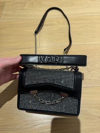Elegante Karl Lagerfeld Tasche – Perfekt für den Ausgang