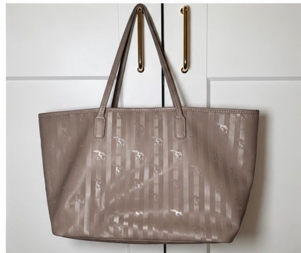 Maison Mollerus Sacs femmes: Mollerus Tasche mit Etui – D'occasion à Schöftland par ros_7j6s 2
