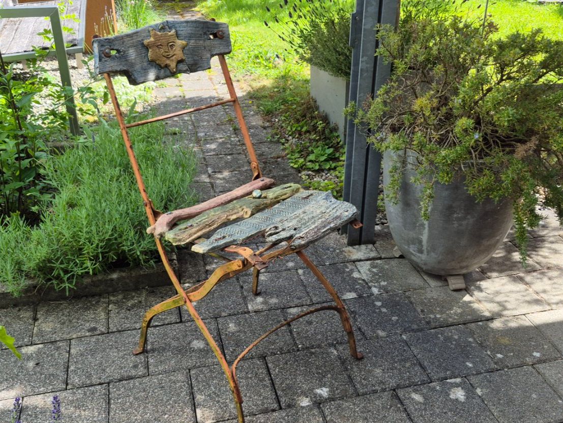 Sculture & Statue: Stuhl - Gartenobjekt von Ueli Schmutz – Usato da Eggersriet venduto da Fredb