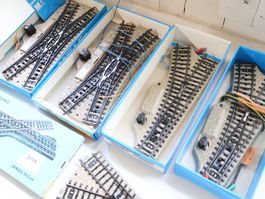 Märklin 5 x Elektro Weichen/Kreuzung - 5117/5128 H0 OVP