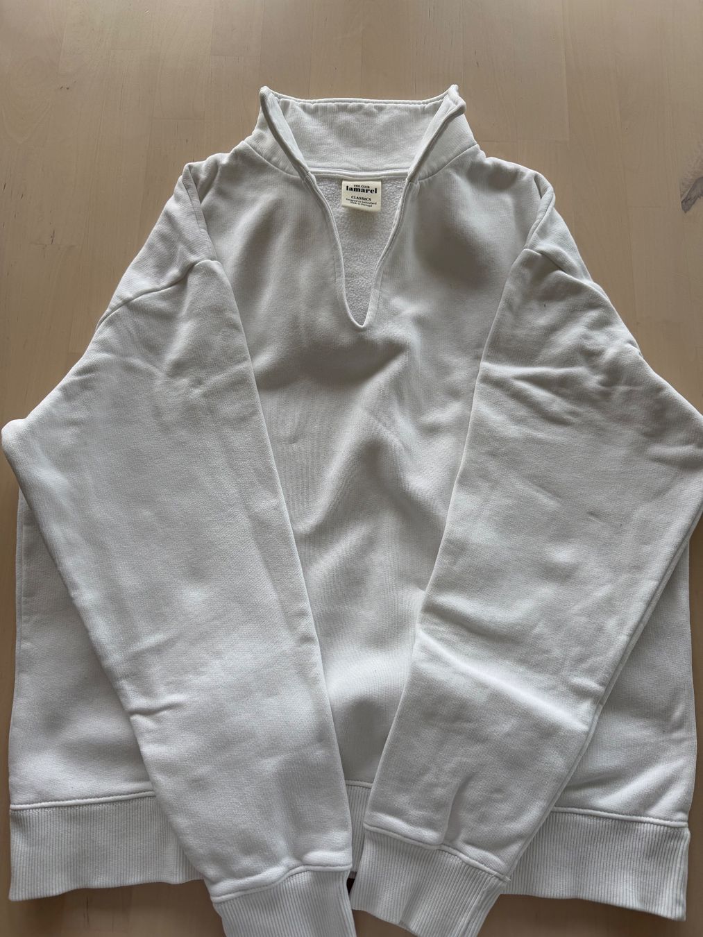 Lamarel Maglioni & Felpe: Lamarel V-Ausschnitt Pullover in Weiss – Nuovo (secondo la descrizione) da Glattpark(Opfikon) venduto da infinite_bags101 1