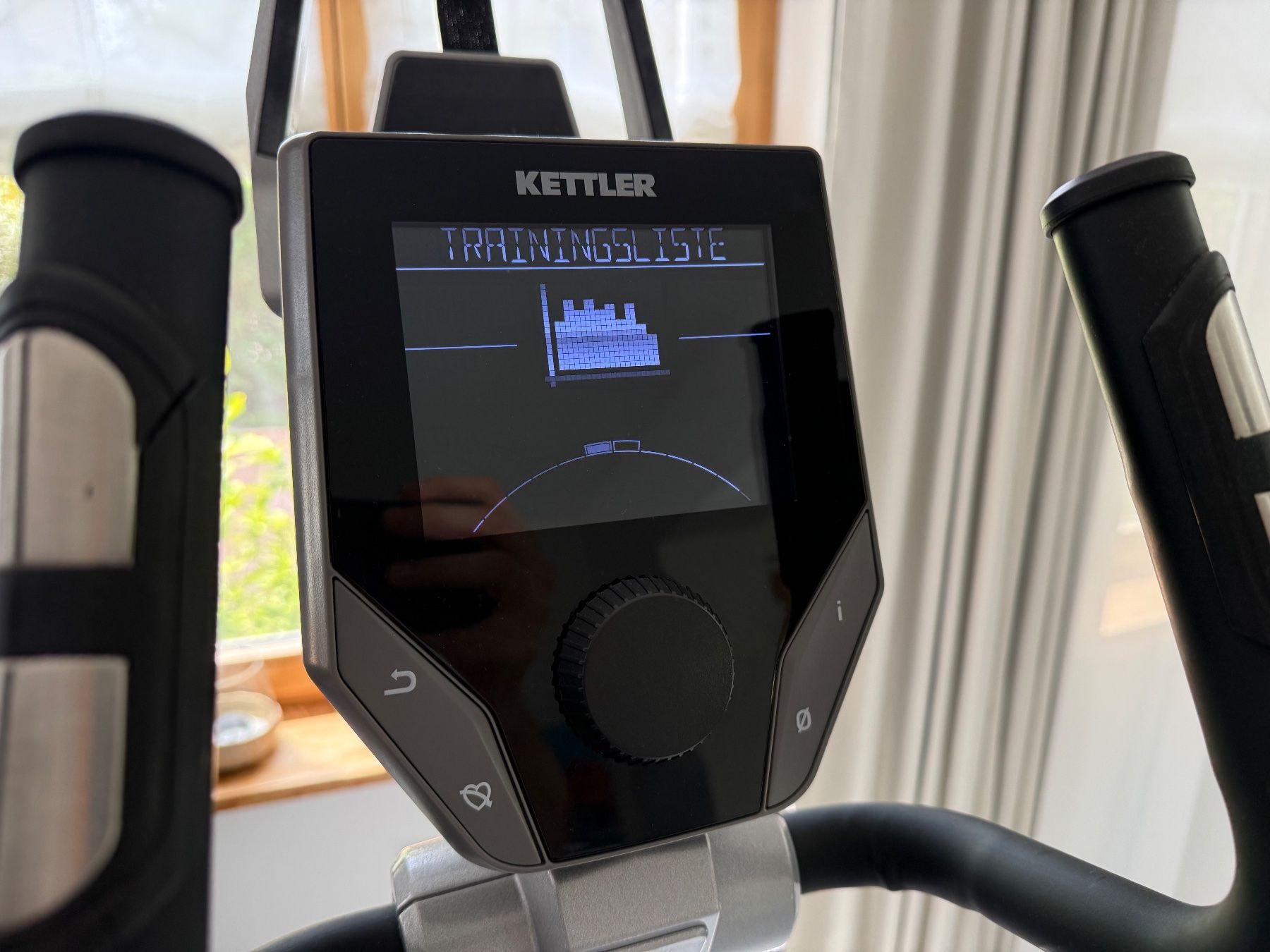Kettler Hometrainer: Skylon 6 Cross/Ellipsen-Trainer Kettler – Usato da Riehen venduto da garagenverkauf100 8