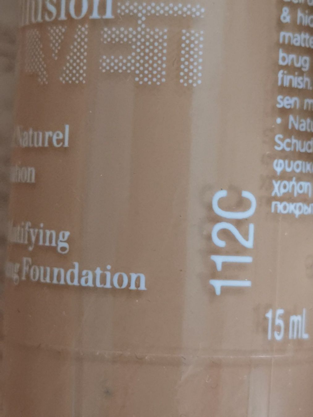 Make-up: 6 Hochwertige Foundation-Cremes – Usato da Schlieren venduto da vla_9m75 4