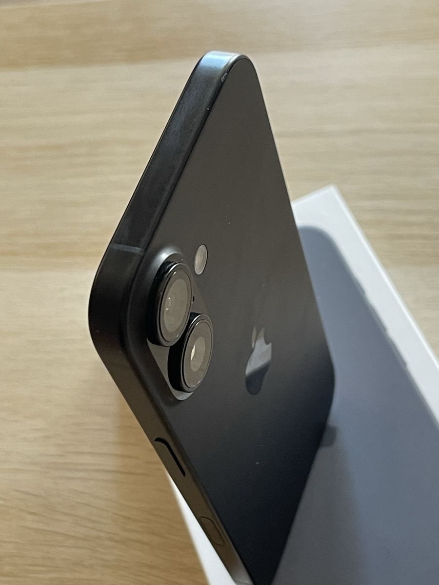 Apple Telefoni cellulari / Smartphones: IPhone 16 128gb Akku 100% – Usato da Biel/Bienne venduto da Pro.max 2