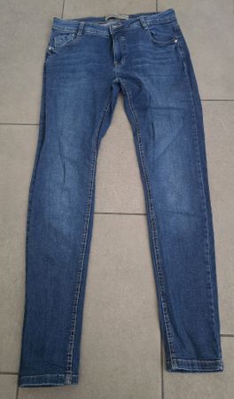 Damen Jeans Dunkelblau Grösse 40 guter Zustand