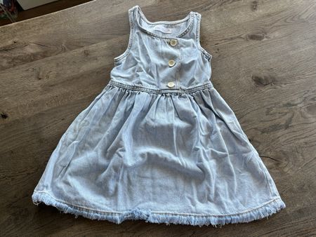 Zara Jeanskleid Gr. 122