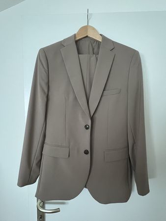 Anzug Herren braun Grösse 44 Slim Fit nie getragen