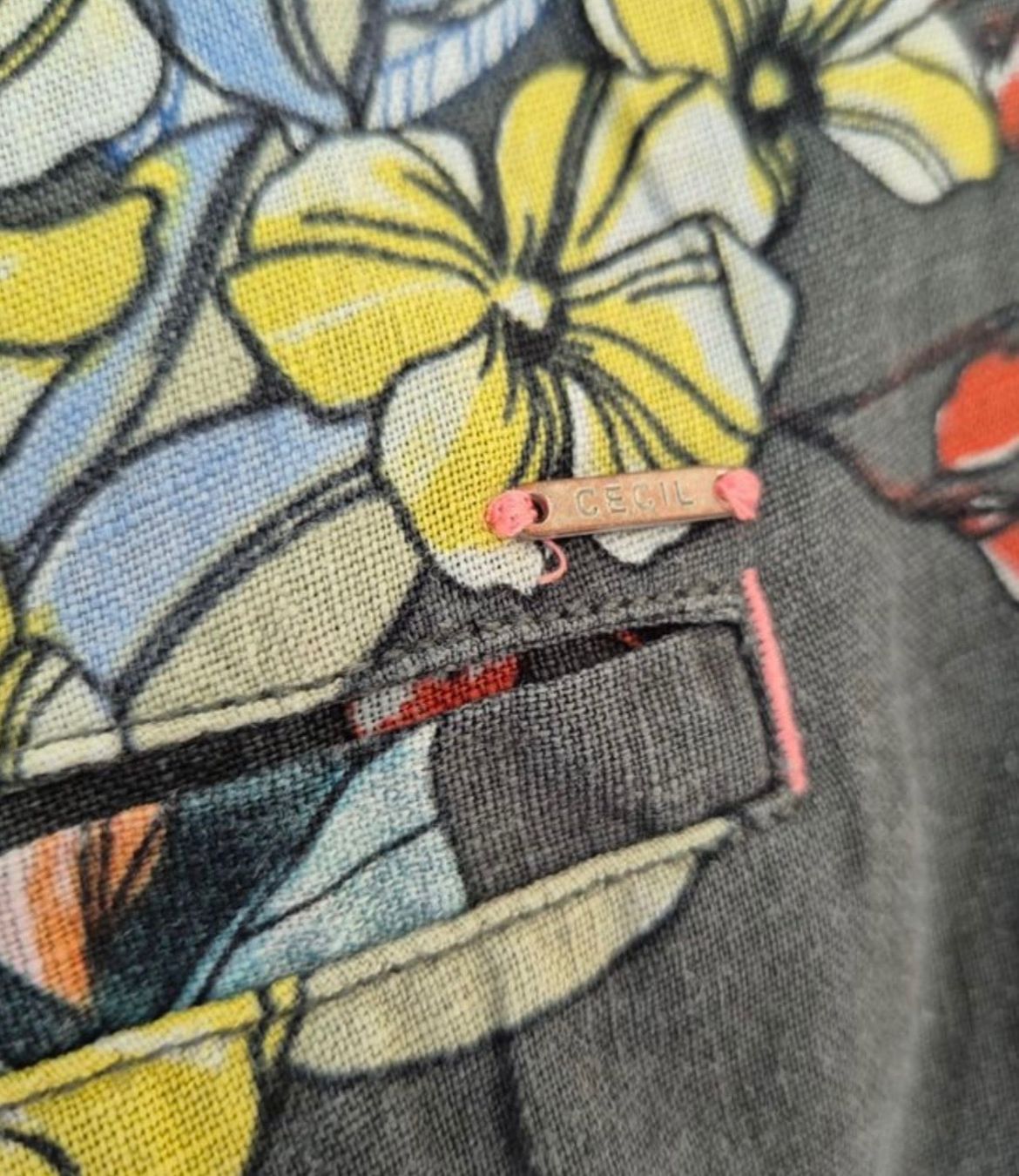 Cecil Pantalons: Cecil Leinenhose 3/4 Culotte L – D'occasion à Meilen par Sura18 3