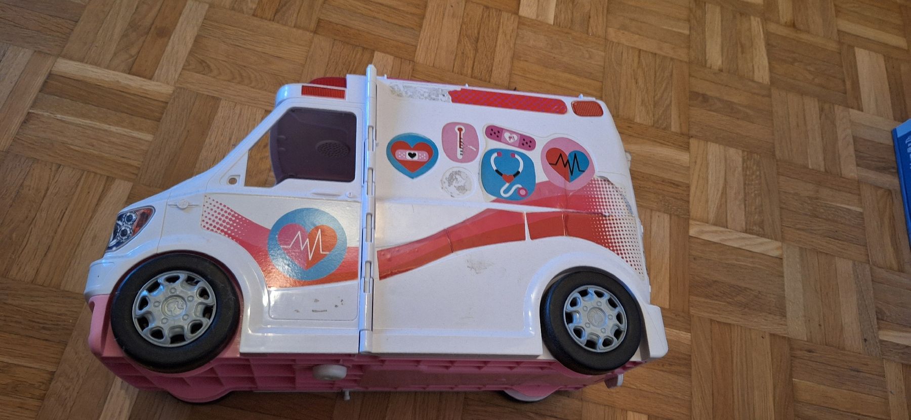 Jouets: Ambulantauto – D'occasion à Othmarsingen par Dijana1985 3