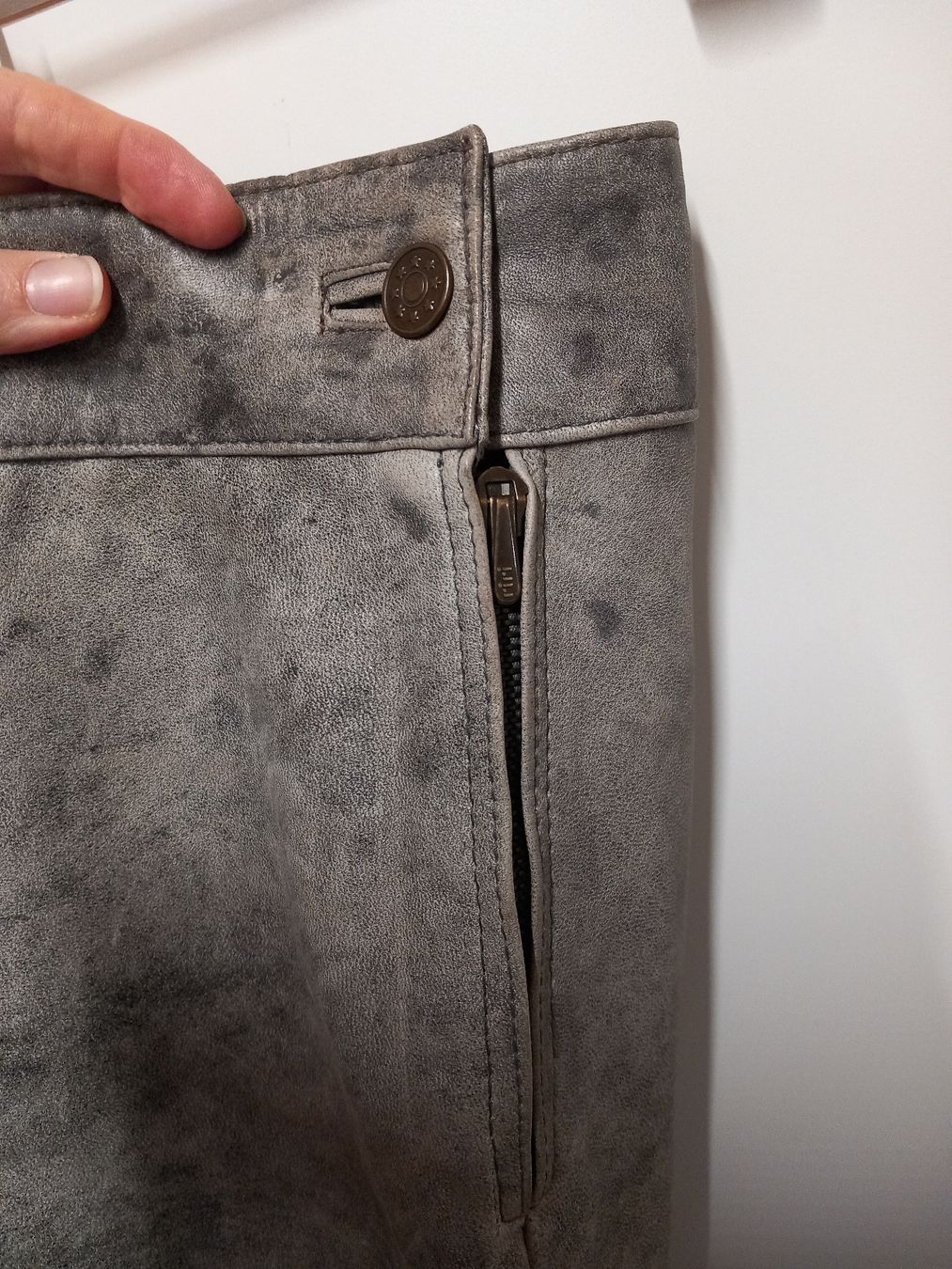 Pantaloni: Lederhose Gr.36 Massanfertigung – Usato da Merligen venduto da muss_haben 2