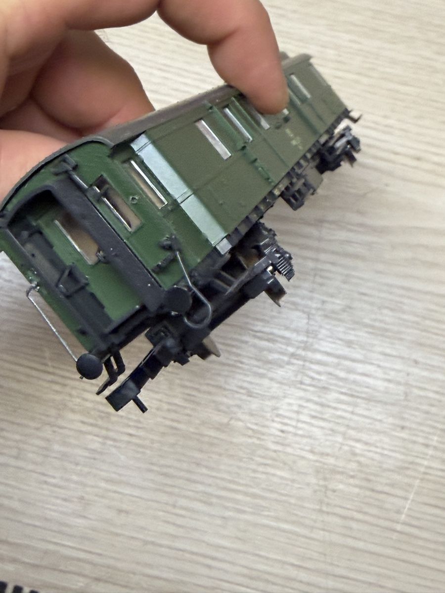 Roco Modellini di ferrovie: Roco Gepäckwagen HO – Usato da Herzogenbuchsee venduto da ioa_zcm6 2