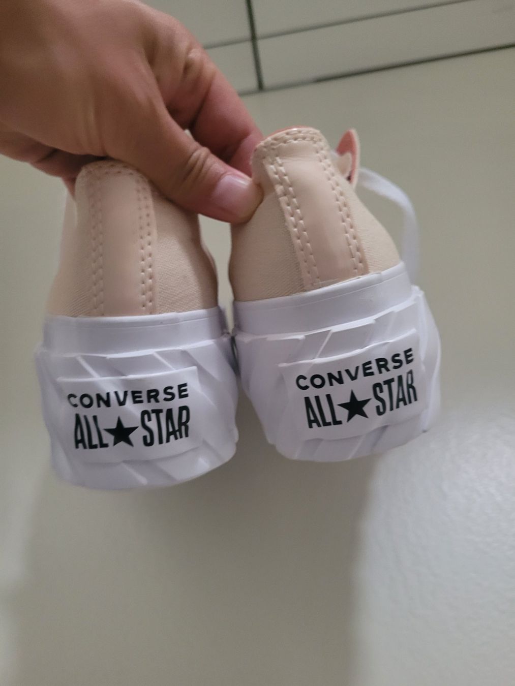 Converse Scarpe da donna: Converse Plateau-Sneaker, Grösse 37 – Nuovo e nell'imballaggio originale da Wallisellen venduto da sedlees 1
