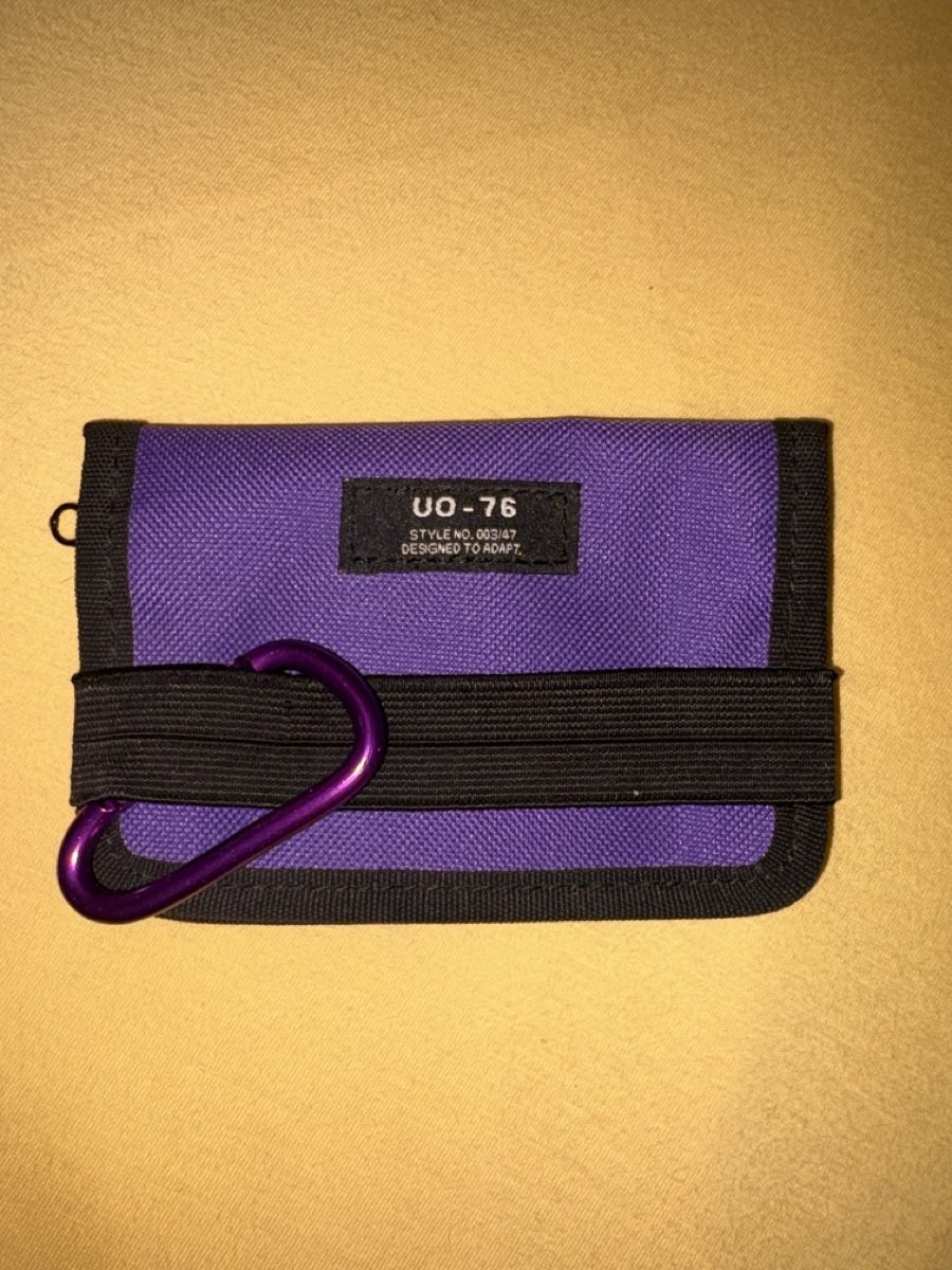 Portafogli: Wallet Urban Outfitters (new!) – Nuovo (secondo la descrizione) da Zürich venduto da aar_7j2n