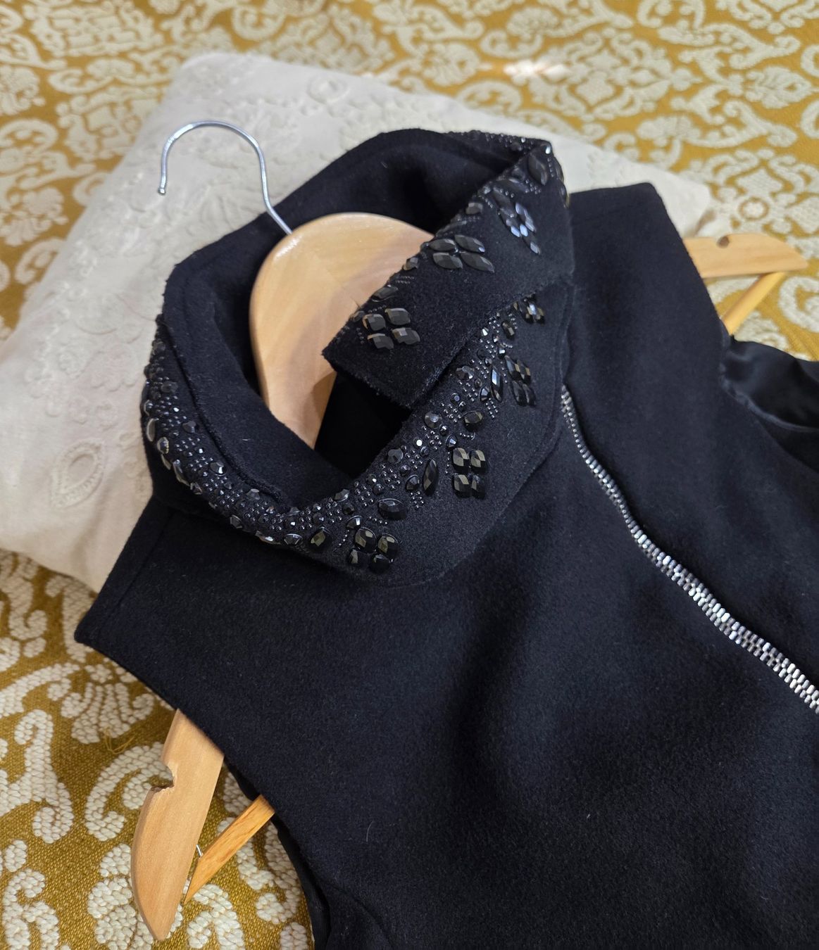 Armani Gilets & Westen: Armani-Wollweste – Gebraucht aus Leissigen von ali_k9v8 1
