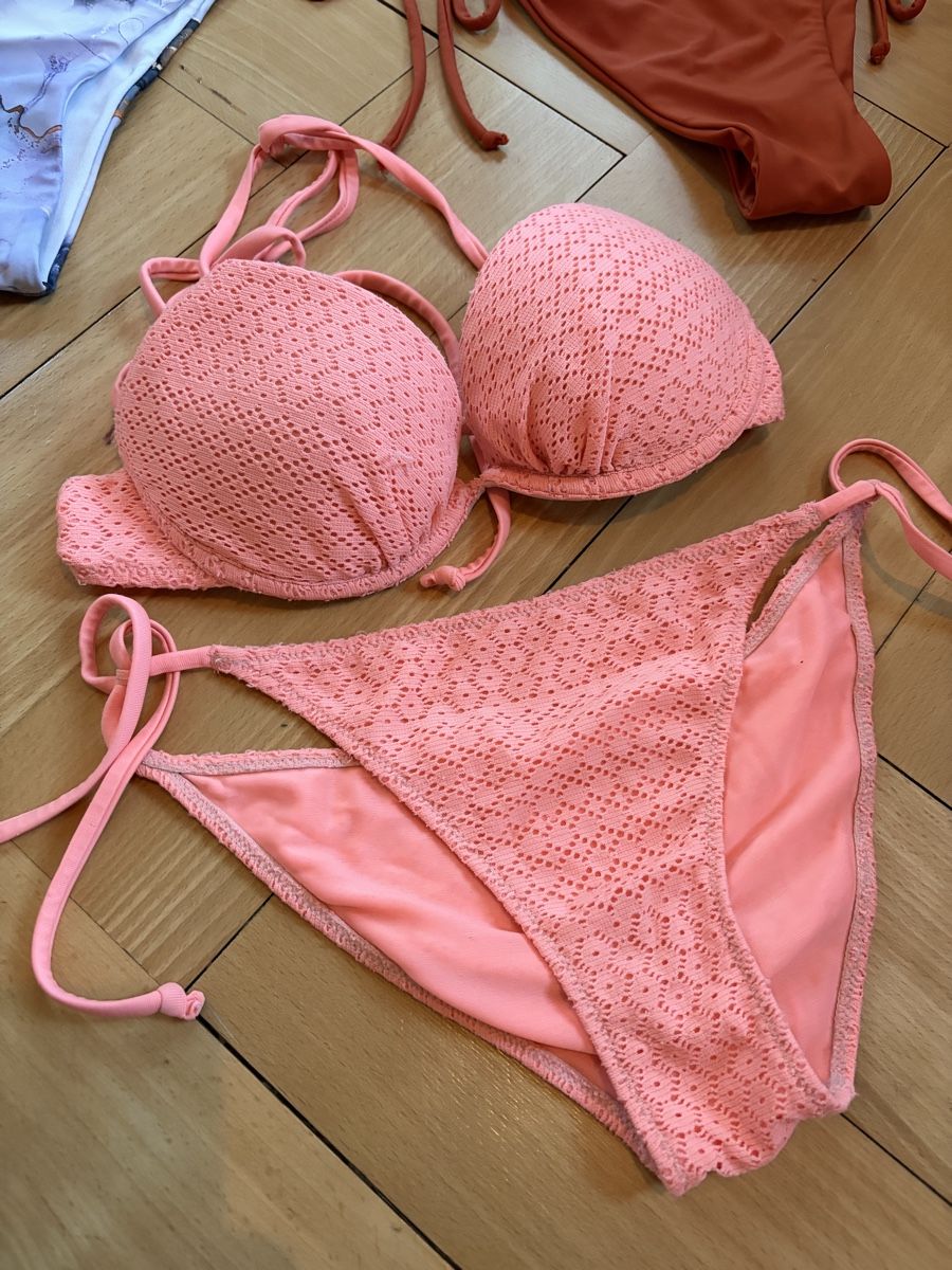 Maillots de bain & Bikinis: Bikini Set - Grösse 34 – D'occasion à St. Gallen par Debi. 2