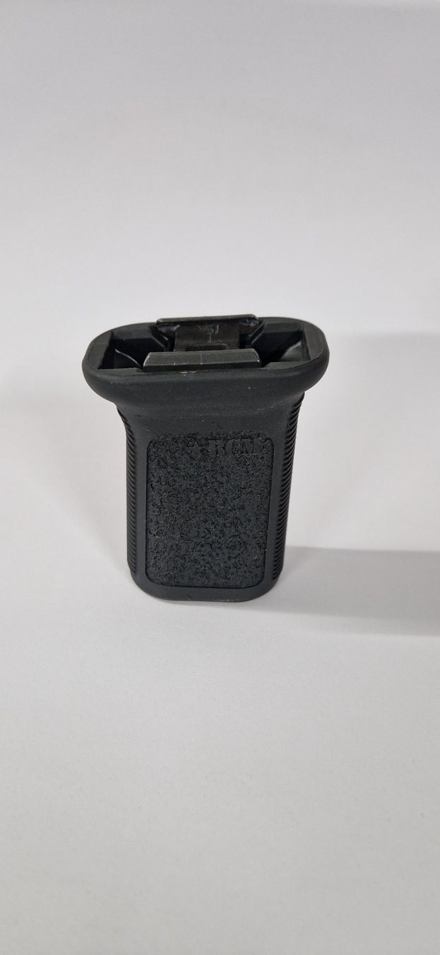 Schützensport: BCM Gunfighter Grip Picatinny – Gebraucht aus Zernez von Speed79