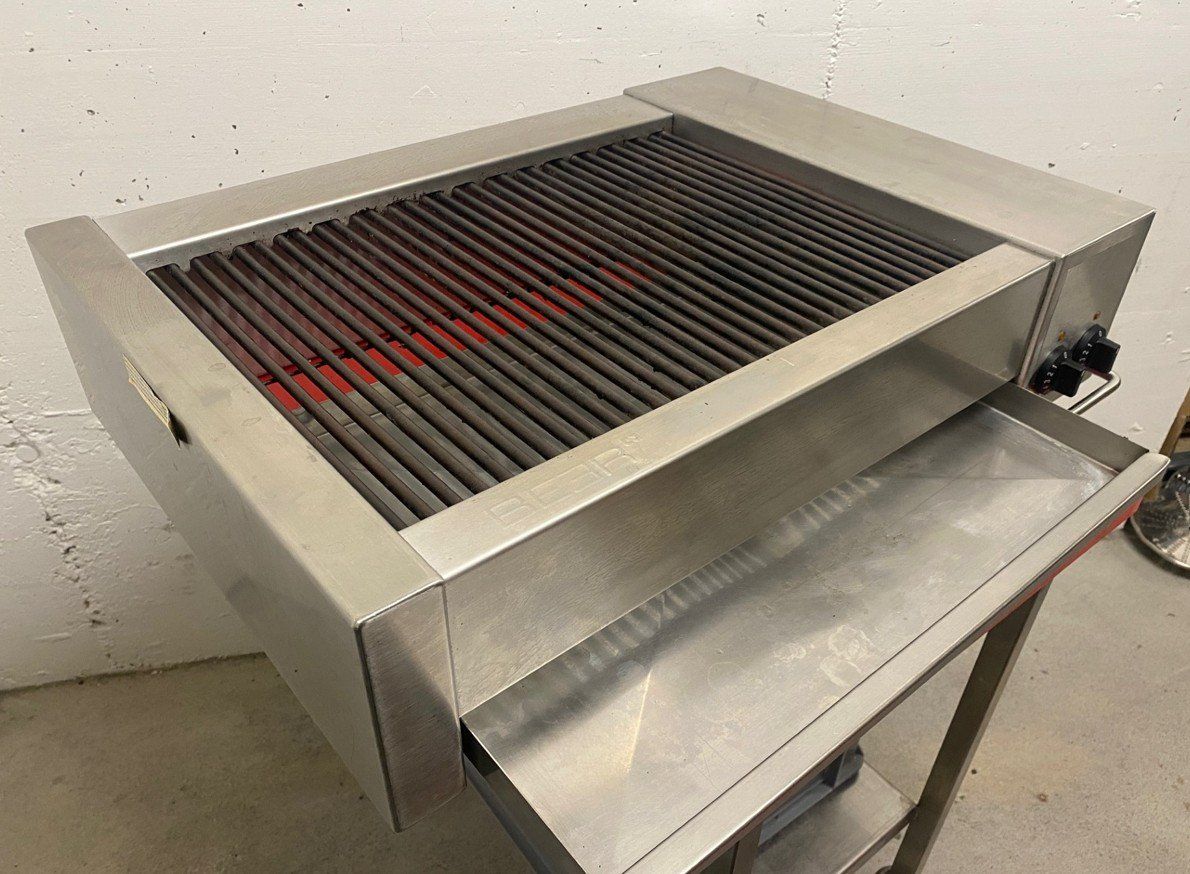 Elettrodomestici da cucina: Beer Grill Elektrogrill Wurstgrill R-55 – Usato da Suhr venduto da KFK-MA 2